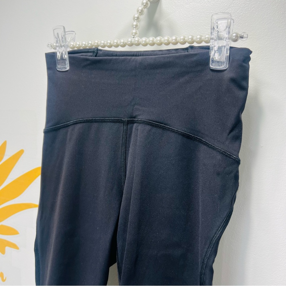 LULULEMON Wunder Under Solid Black Crop Side Mesh Leggings Size 4 - Picture 4 of 9